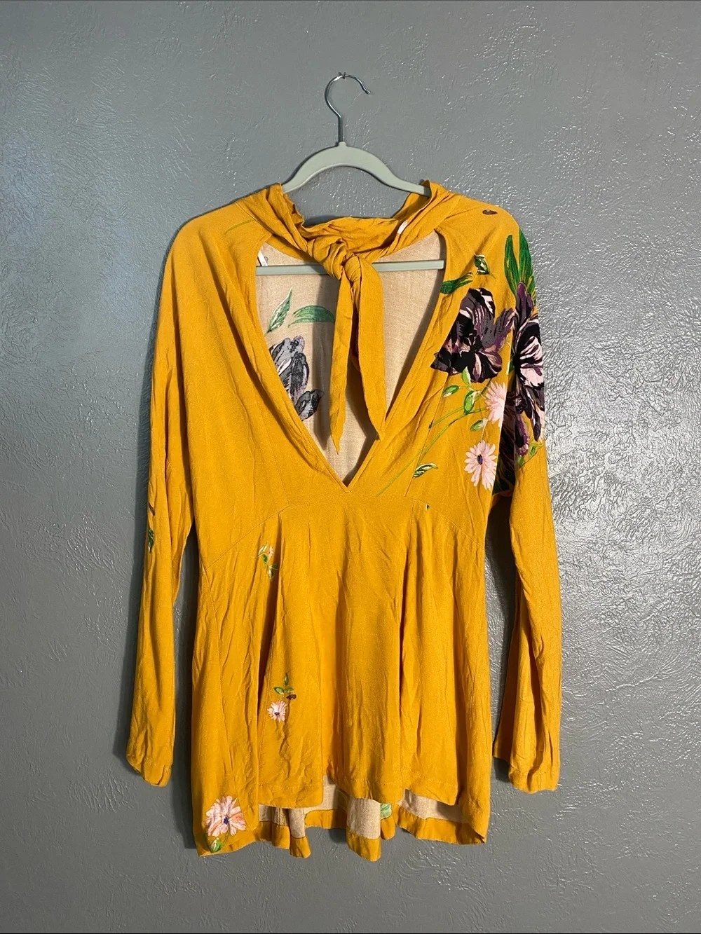 Free People Gemma Tunic Dress XS Mustard Floral Open Back Tie Boho Mini
